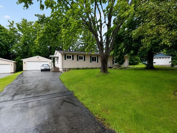 7033 Clover Ct, Lyons, WI 53105
