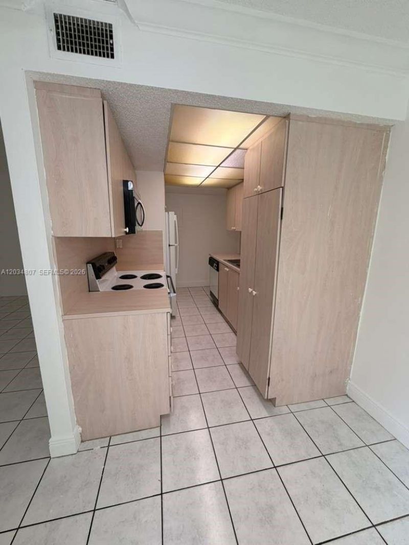 9311 SW 4th St , Unit 117B, Miami, FL 33174 Photo