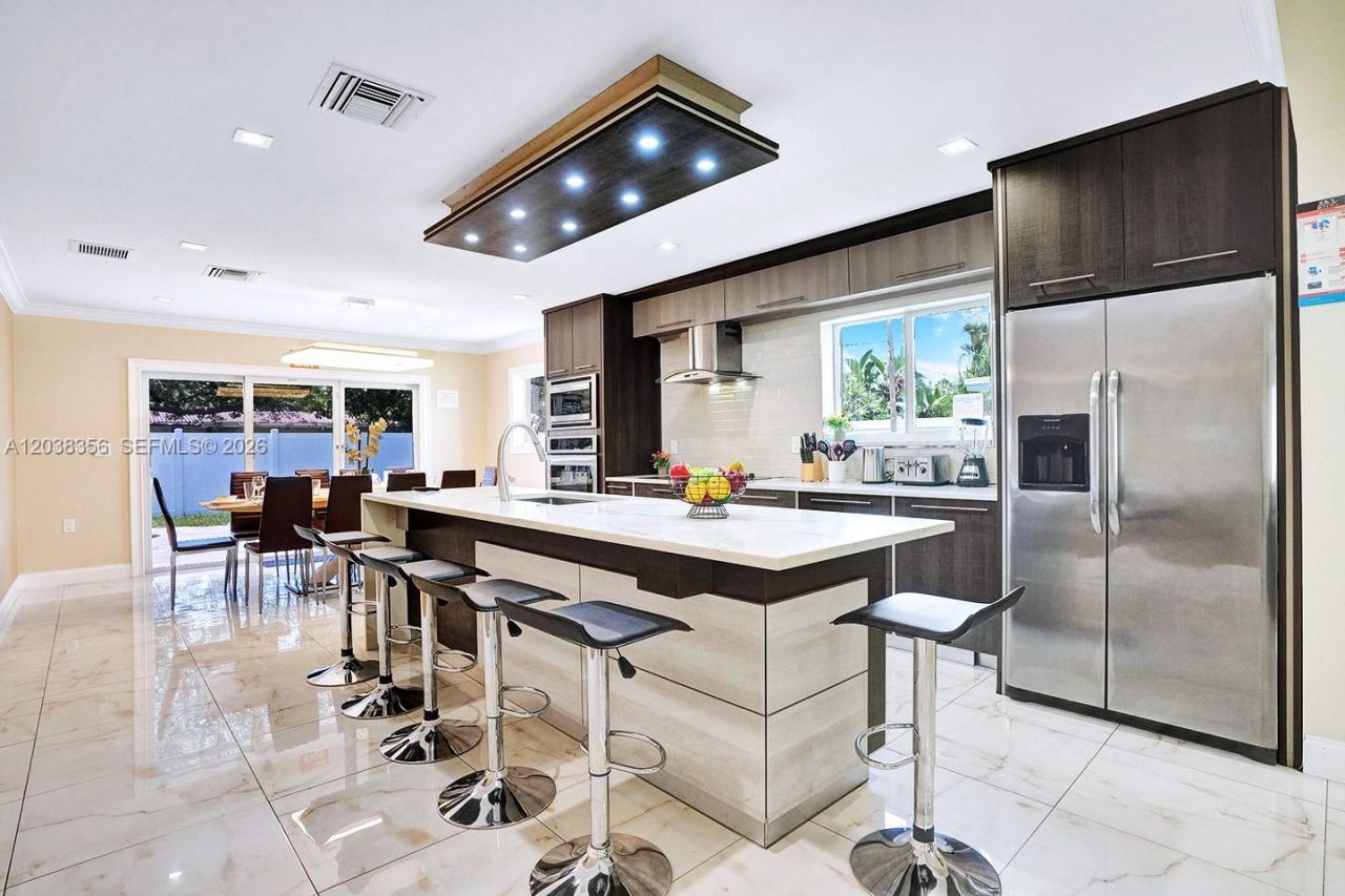 1318 Washington St , Hollywood, FL 33019 Photo