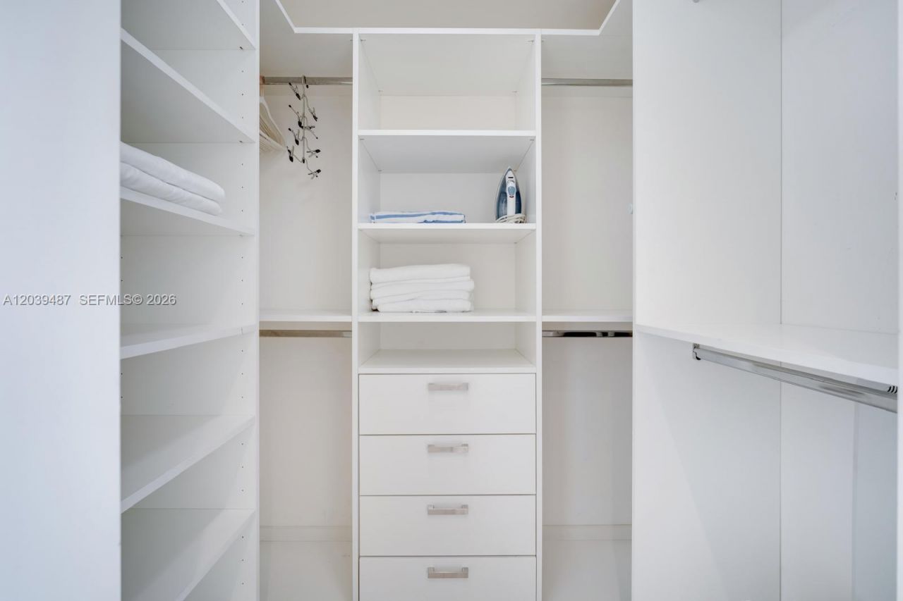 5350 NW 84th Ave , Unit 909, Doral, FL 33166 Photo