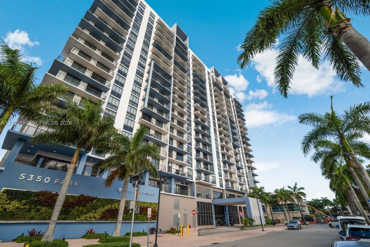 5350 NW 84th Ave , Unit 909, Doral, FL 33166 Photo