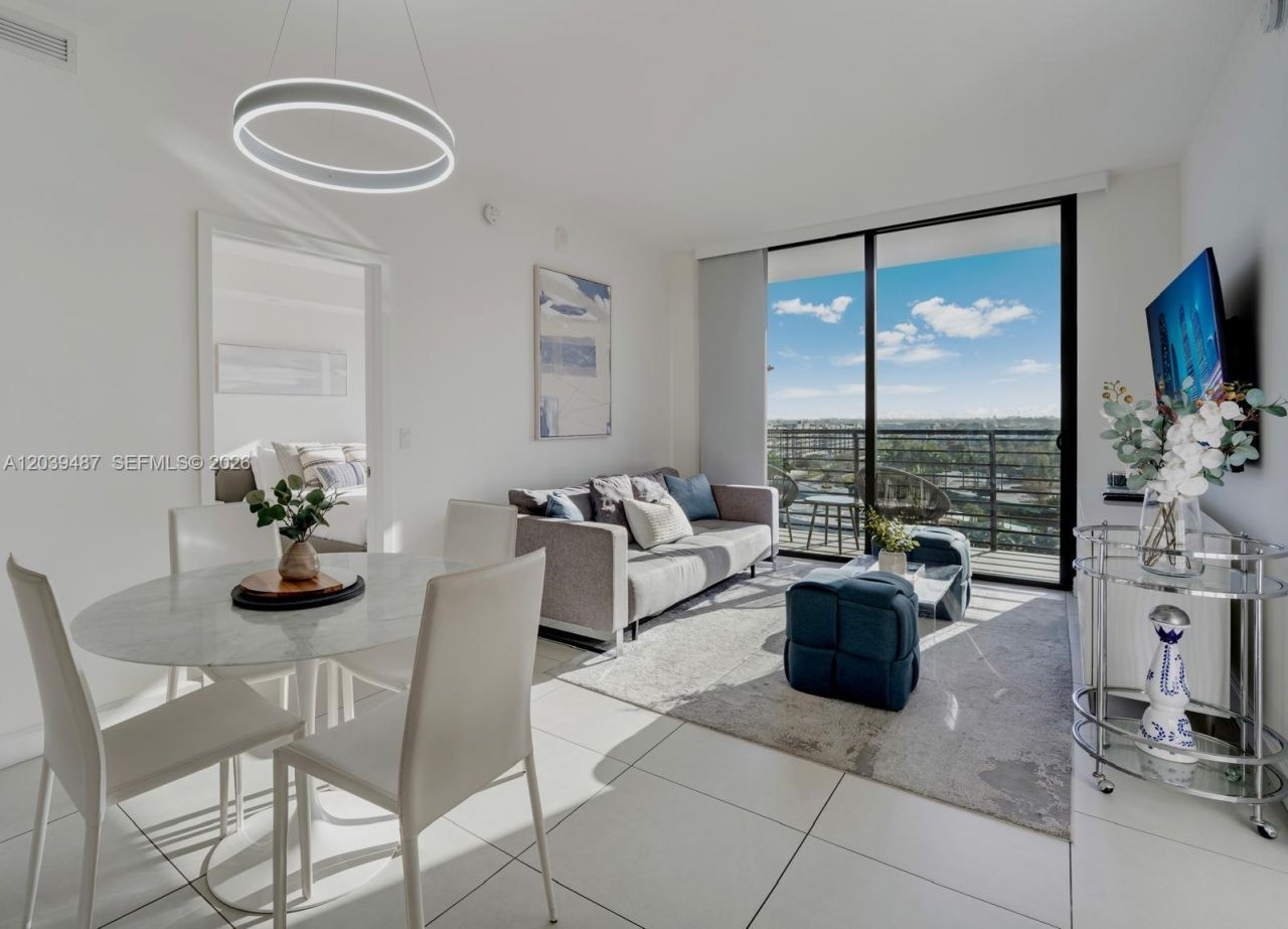 5350 NW 84th Ave , Unit 909, Doral, FL 33166 Photo
