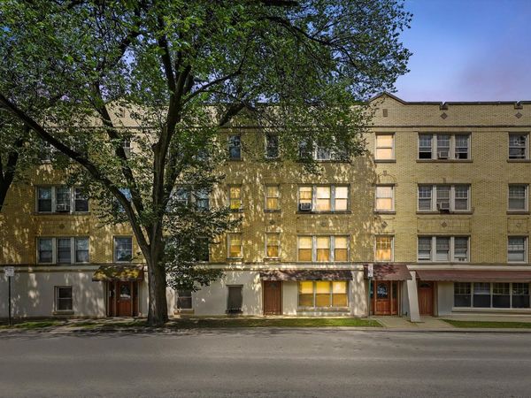 432 Harrison Street , Unit 3, Oak Park, IL 60304
