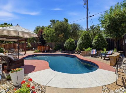 5361 Brookfield Cir, Rocklin, CA 95677 Photo