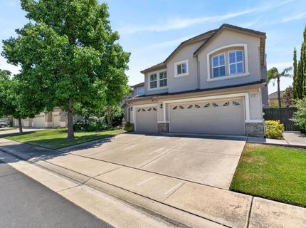 9701 Nature Trail Way, Elk Grove, CA 95757 Photo