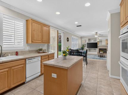 9701 Nature Trail Way, Elk Grove, CA 95757 Photo