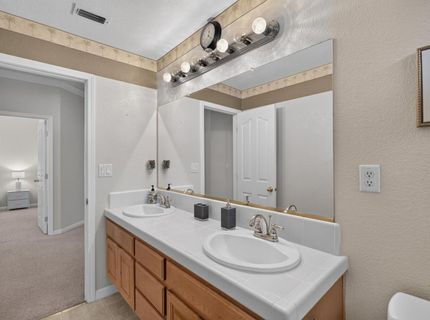 9701 Nature Trail Way, Elk Grove, CA 95757 Photo