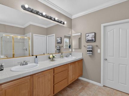 9701 Nature Trail Way, Elk Grove, CA 95757 Photo