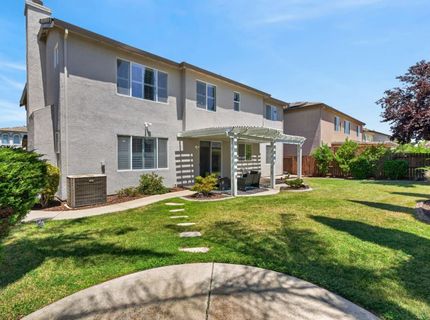 9701 Nature Trail Way, Elk Grove, CA 95757 Photo