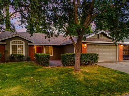 126 Manseau Dr, Folsom, CA 95630 Photo