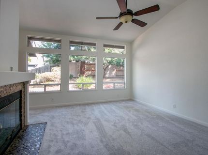 126 Manseau Dr, Folsom, CA 95630 Photo
