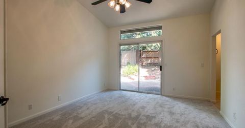 126 Manseau Dr, Folsom, CA 95630 Photo