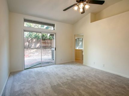 126 Manseau Dr, Folsom, CA 95630 Photo