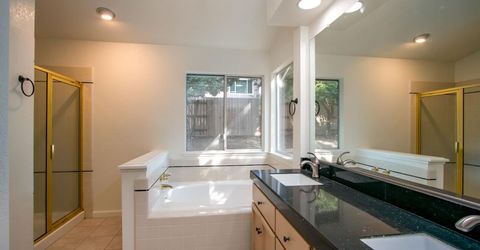 126 Manseau Dr, Folsom, CA 95630 Photo