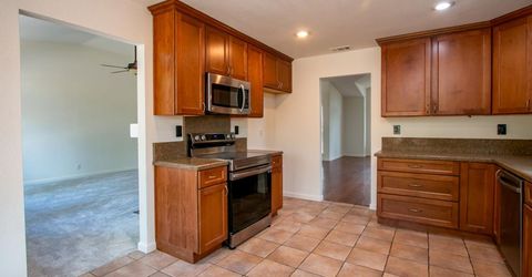 126 Manseau Dr, Folsom, CA 95630 Photo