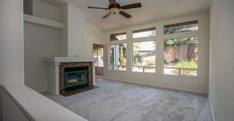 126 Manseau Dr, Folsom, CA 95630 Photo