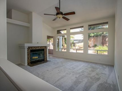 126 Manseau Dr, Folsom, CA 95630 Photo