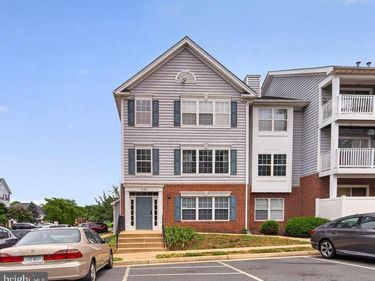 655 CONSTELLATION SQUARE SE, Unit B, LEESBURG, VA 20175