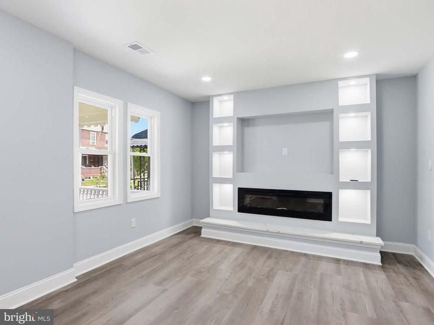 10 Rosedale Street, Baltimore, MD 21229 Main Photo
