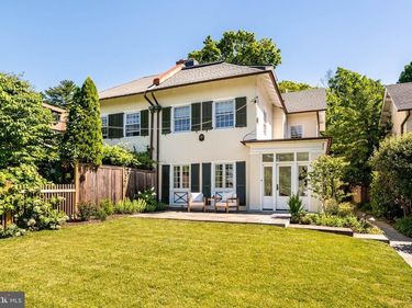 8713 SHAWNEE STREET, PHILADELPHIA, PA 19118