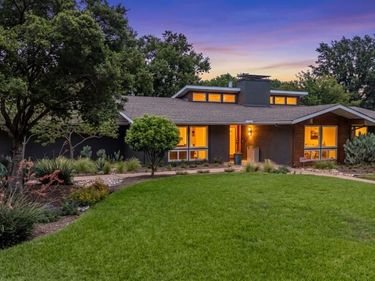 3923 Weeburn Drive, Dallas, TX 75229