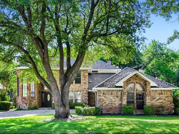 624 Bent Creek Drive, DeSoto, TX 75115