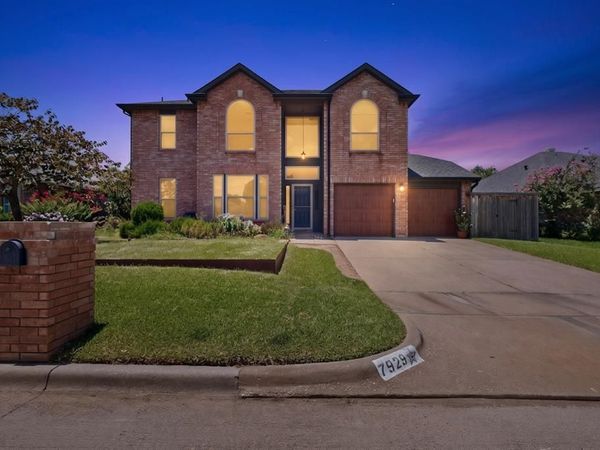 7929 Whispering Woods Lane, North Richland Hills, TX 76182