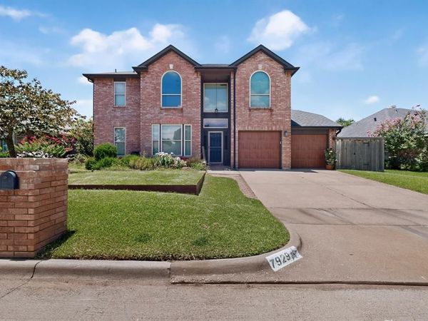 7929 Whispering Woods Lane, North Richland Hills, TX 76182
