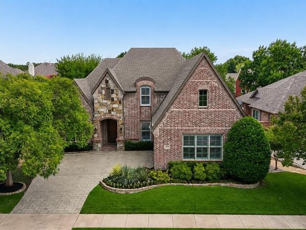 425 Waterford Lane, Colleyville, TX 76034