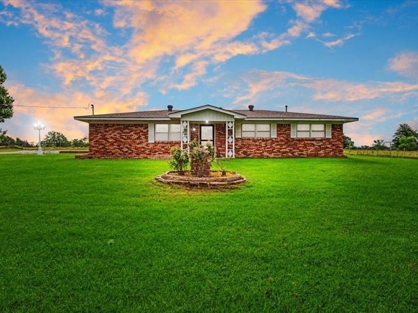 3472 Desvoignes Road, Denison, TX 75021