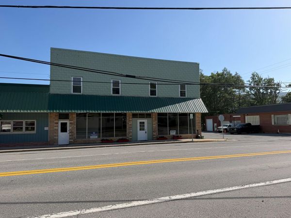 524 Nicholas St, Rupert, WV 25984