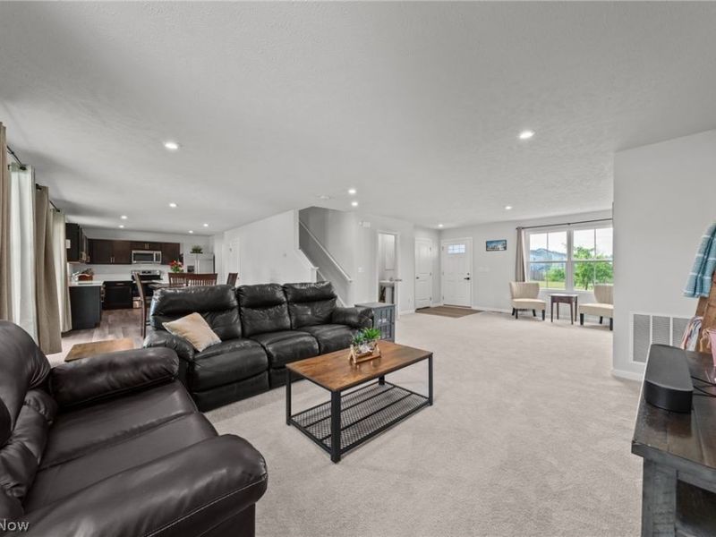 4636 Erhart Drive, Lorain, OH 44053 Photo 20