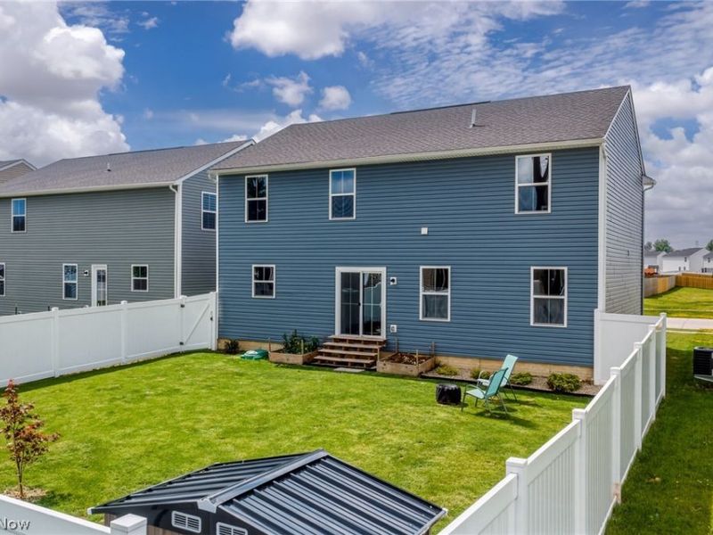 4636 Erhart Drive, Lorain, OH 44053 Photo 3