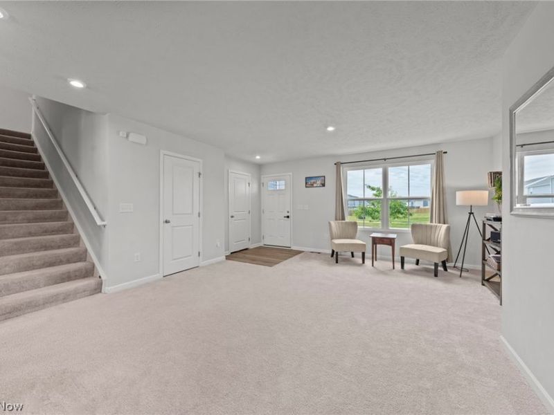 4636 Erhart Drive, Lorain, OH 44053 Photo 7