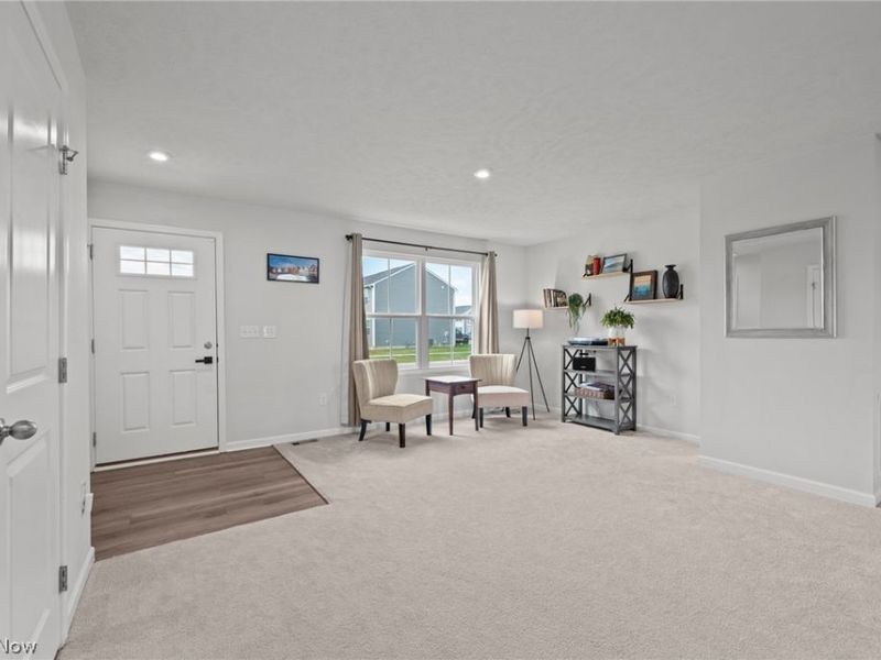 4636 Erhart Drive, Lorain, OH 44053 Photo 8