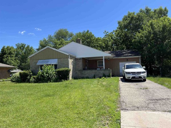 3035 N Church Street, ROCKFORD, IL 61103