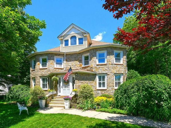 163/165 Lincoln Avenue , Rockville Centre, NY 11570
