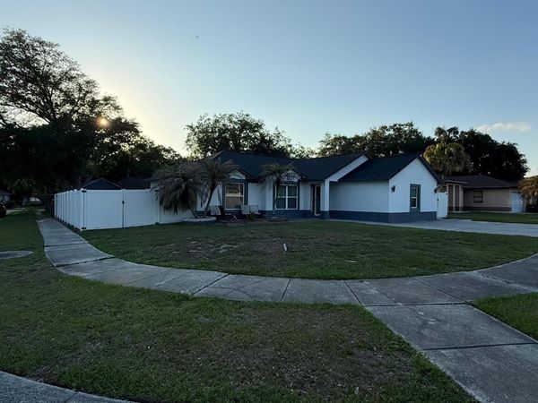 2906 VIENNA LANE , KISSIMMEE, FL 34744