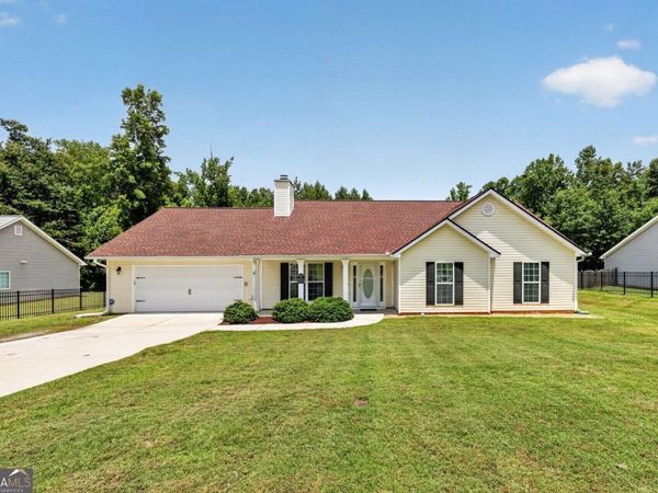 510 Embassy Walk, Winder, GA 30680