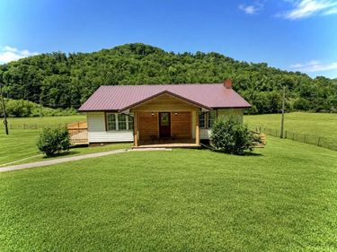 2082 Kentucky 92 , Pineville, KY 40977
