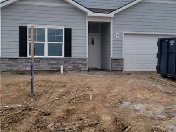 36425 W 102nd Place, De Soto, KS 66018