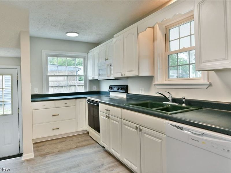 1246 Atlantic Street NE, Warren, OH 44483 Photo 17