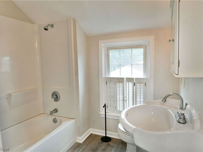 1246 Atlantic Street NE, Warren, OH 44483 Photo 24