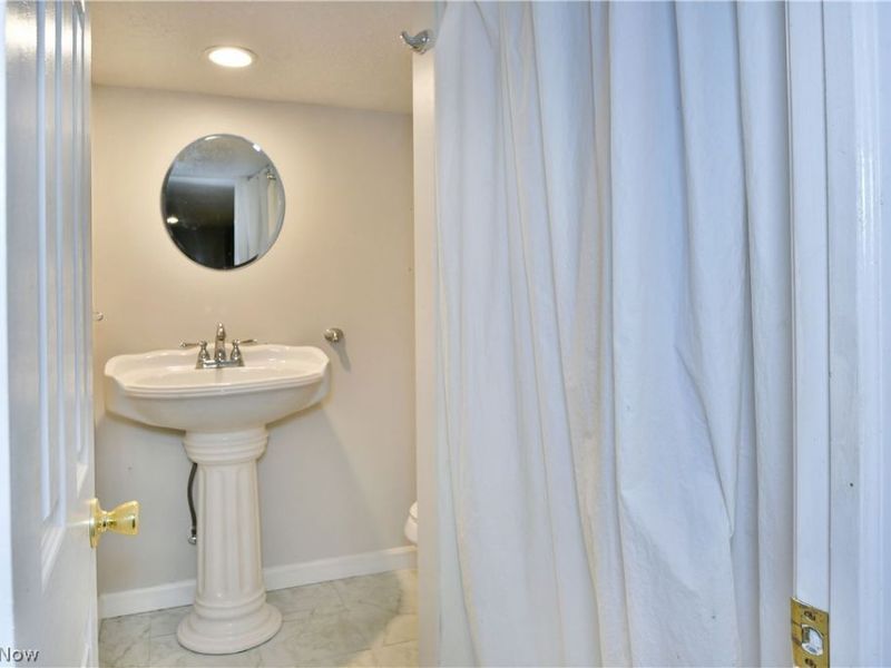 1246 Atlantic Street NE, Warren, OH 44483 Photo 43
