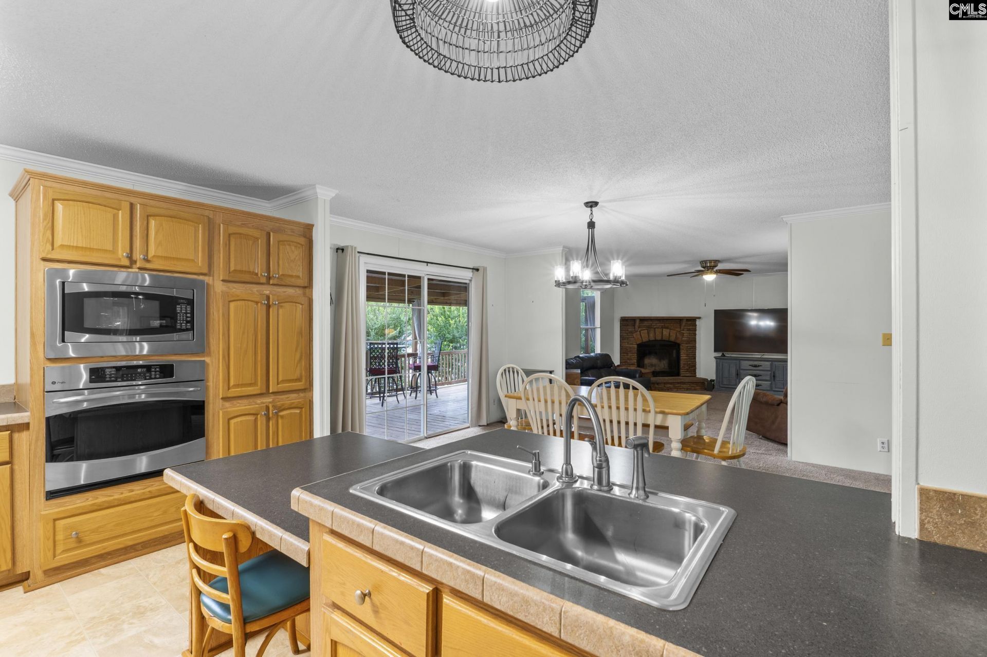 205 Newberry Shores Drive  Photo 12