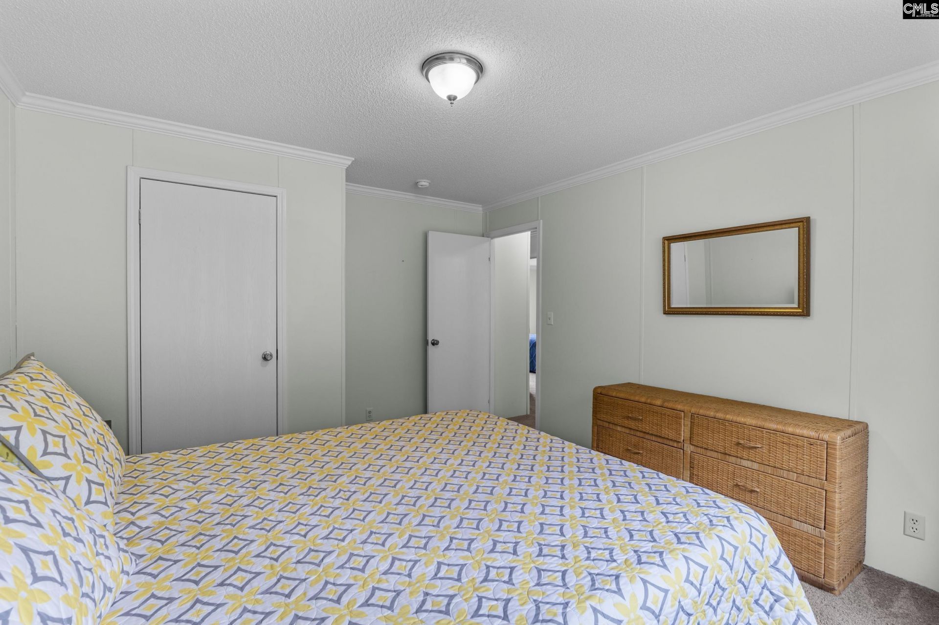 205 Newberry Shores Drive  Photo 24