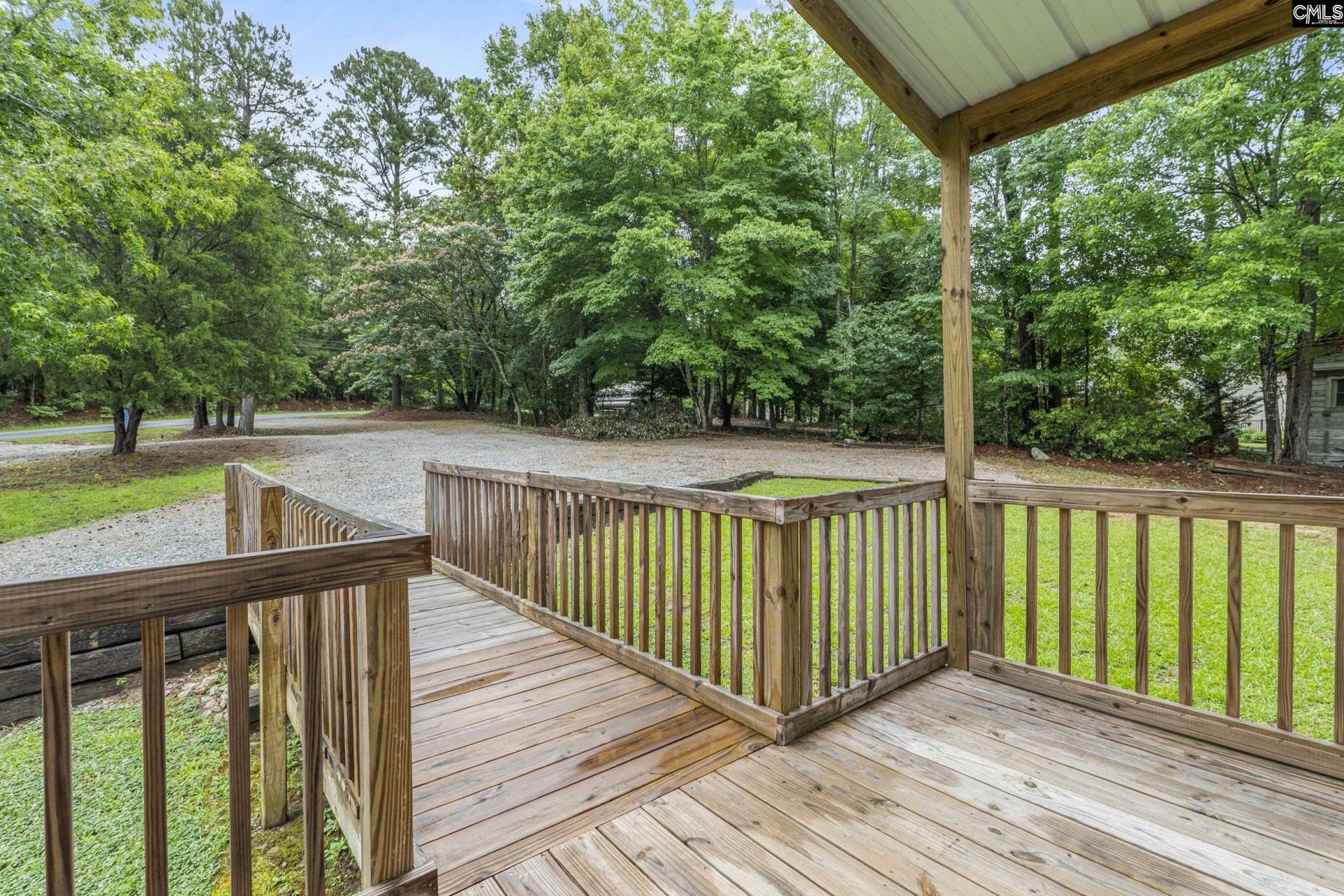 205 Newberry Shores Drive  Photo 29