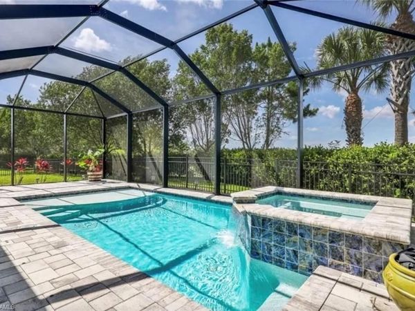 28121 Seasons Tide AVE, BONITA SPRINGS, FL 34135