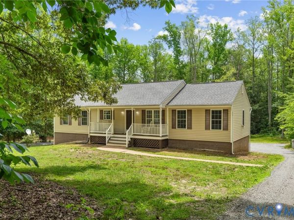 3320 Duke Road , Powhatan, VA 23139