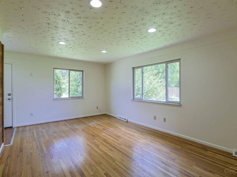 6227 Leroy Place, Anderson Twp, OH 45230 Photo 3